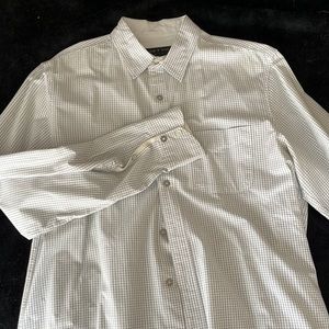 Rag and Bone men’s size XL button down. Used maybe 3 times